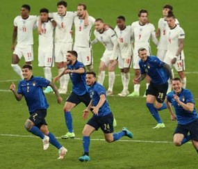 多多28官方网站-林良锋：南门作死失冠可悲，三狮进步世界杯可期